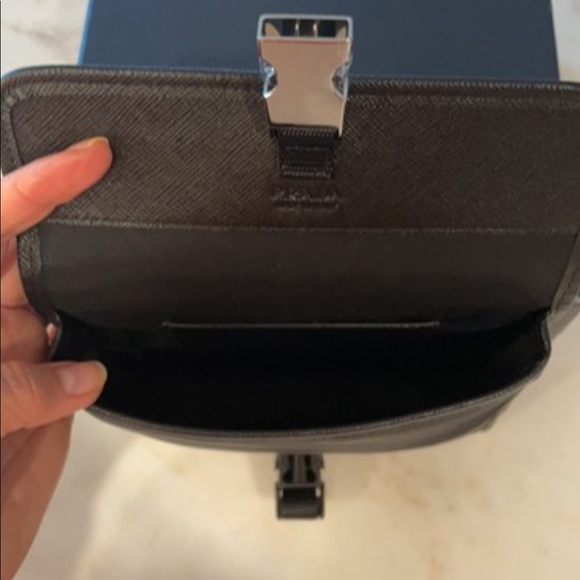 SOLD Prada crossbody bag. SOLD - Picture 5 of 10